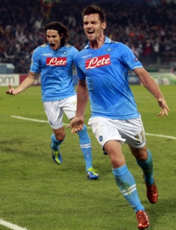 作为公众人 作为公众人